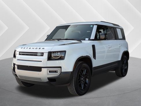 Used 2025 Land Rover Defender 110 S image 1