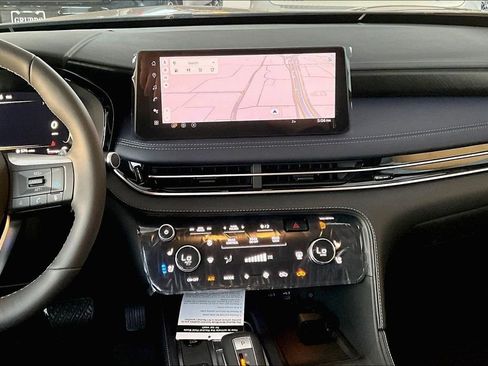 New 2026 INFINITI QX60 Sport image 19