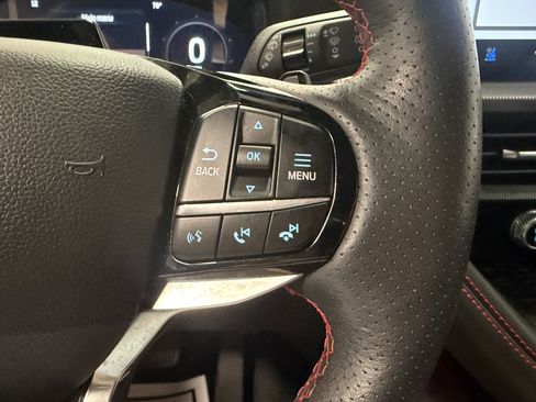 Used 2025 Ford Explorer ST AWD/4WD image 14