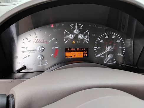 Used 2008 Nissan Titan SE image 13