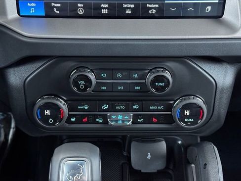 New 2026 Ford Bronco Outer Banks w/ Sasquatch Package image 13