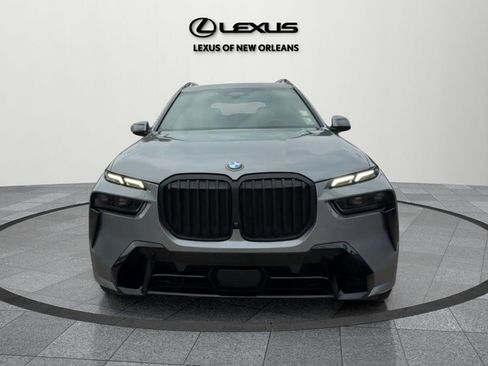 Used 2024 BMW X7 xDrive40i w/ M Sport Package image 2
