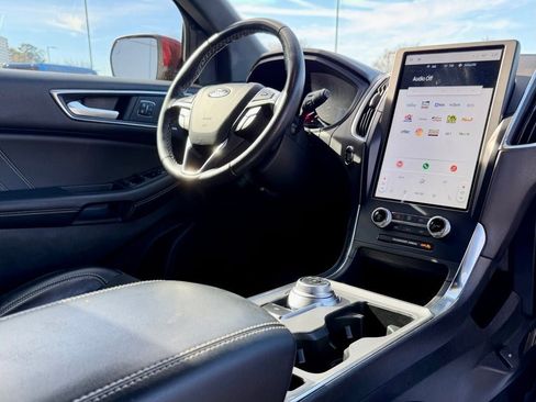 Certified 2022 Ford Edge ST image 13