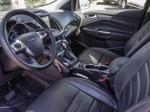 Used 2016 Ford Escape Titanium FWD image 19