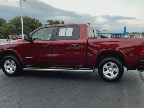 Used 2025 RAM 1500 Big Horn AWD/4WD image 6