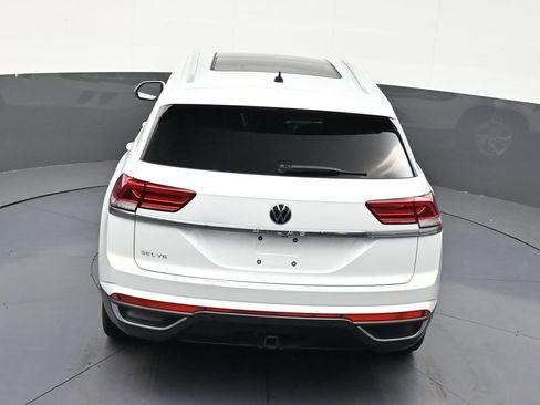 Used 2021 Volkswagen Atlas Cross Sport SEL FWD image 16