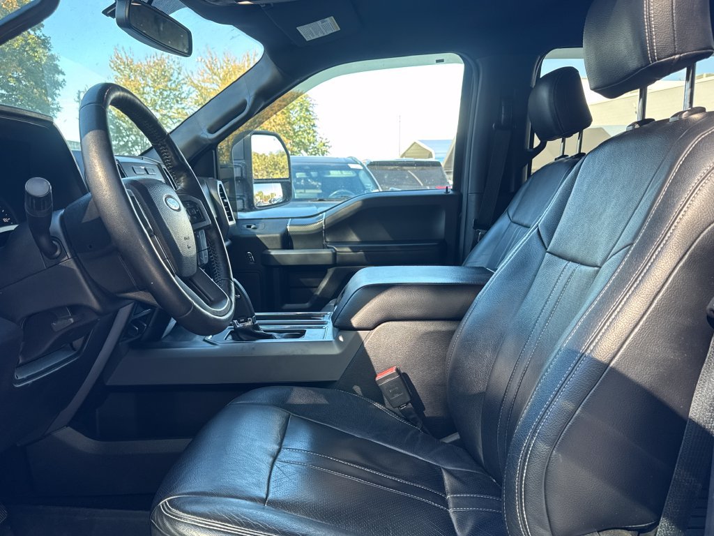 Used 2018 Ford F150 XLT w/ Equipment Group 302A Luxury AWD/4WD image 12