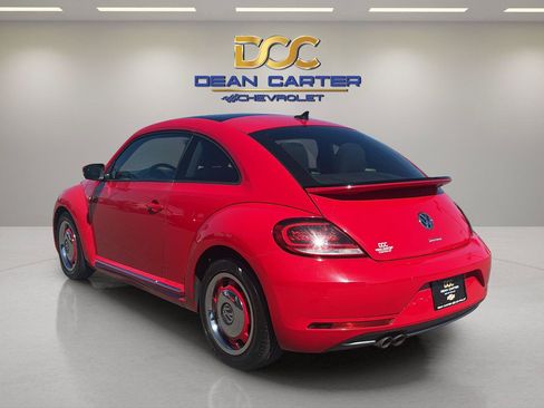 Used 2018 Volkswagen Beetle 2.0T Coast w/ Coast Lighting Package FWD image 3