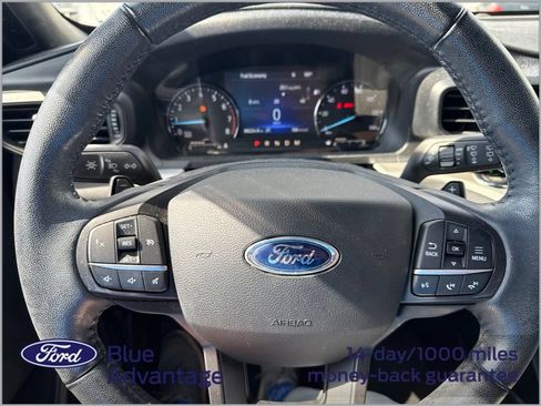 Used 2020 Ford Explorer XLT RWD image 3