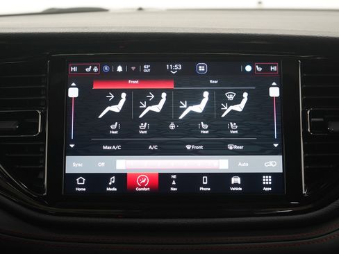 Used 2025 Dodge Durango GT image 17