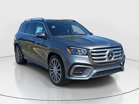 New 2025 Mercedes-Benz GLS 450 4MATIC image 3