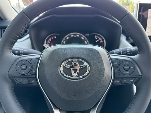 New 2025 Toyota RAV4 XLE image 23