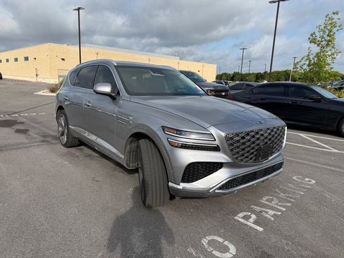 Used 2025 Genesis GV80 2.5T Prestige AWD/4WD image 3
