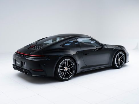 Certified 2026 Porsche 911 Carrera 4S AWD/4WD image 9