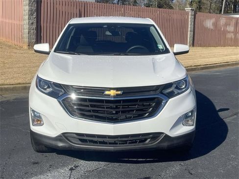 Used 2021 Chevrolet Equinox LT image 2