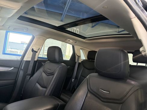 Used 2019 Cadillac XT5 Luxury AWD/4WD image 17