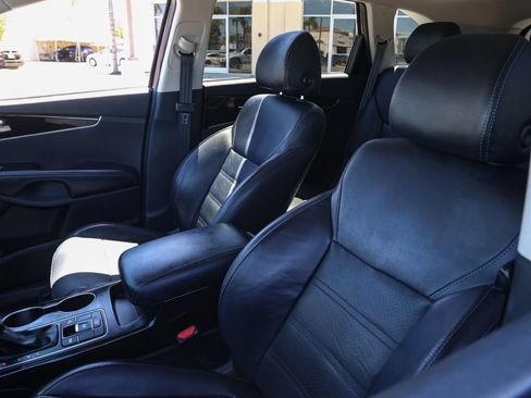 Used 2020 Kia Sorento EX FWD image 15