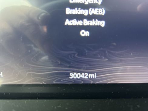 Used 2023 Jeep Grand Cherokee Limited AWD/4WD image 6