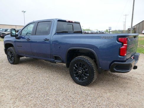 New 2026 Chevrolet Silverado 2500 LT w/ Trail Boss Package AWD/4WD image 8