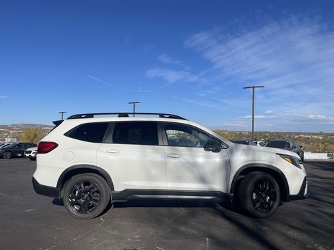 Certified 2025 Subaru Ascent Bronze Edition w/ Popular Package #2 image 8