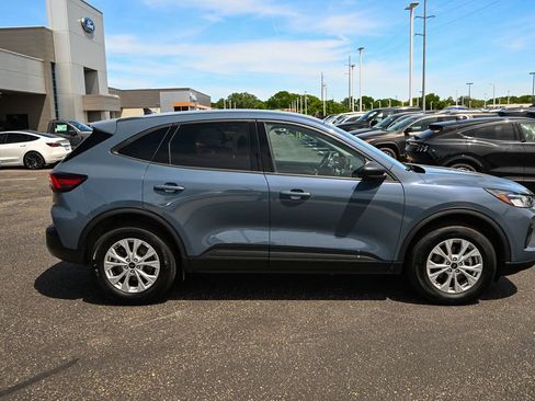 Used 2025 Ford Escape Active w/ Cold Weather Package AWD/4WD image 3