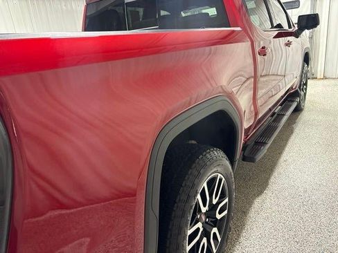 Used 2021 GMC Sierra 1500 AT4 w/ Technology Package AWD/4WD image 10