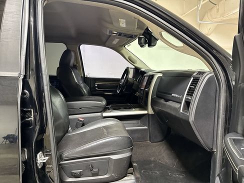 Used 2014 RAM 1500 Laramie w/ Convenience Group AWD/4WD image 21