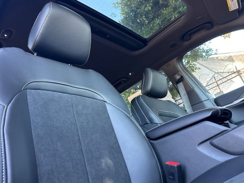 New 2026 Jeep Grand Cherokee Altitude image 14