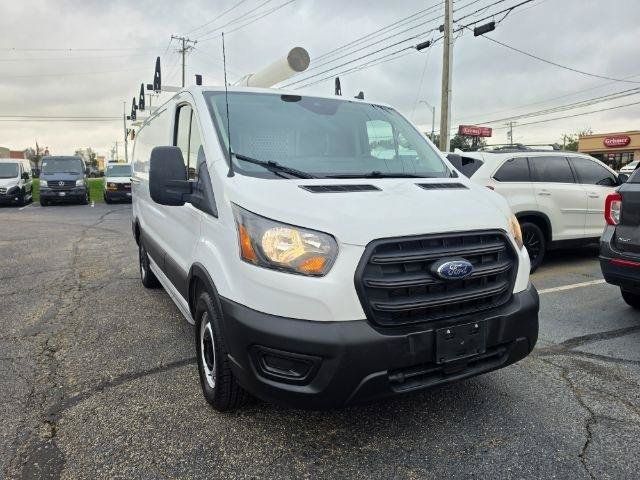 Used 2020 Ford Transit 150 Low Roof RWD image 4