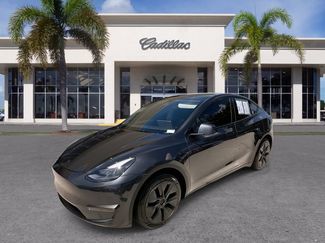 Used 2024 Tesla Model Y Long Range AWD/4WD video 1