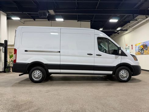 Used 2023 Ford Transit 350 Medium Roof AWD image 4
