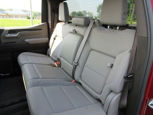 Certified 2023 GMC Sierra 1500 SLT w/ SLT Premium Package AWD/4WD image 23