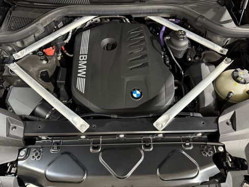 Used 2023 BMW X7 xDrive40i w/ Executive Package image 59