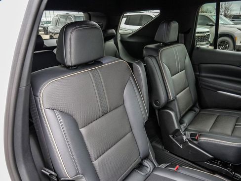 New 2026 Chevrolet Traverse High Country w/ LPO, Floor Liner Package image 22
