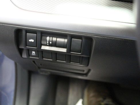 Used 2017 Subaru Legacy 2.5i w/ Alloy Wheel Package image 10