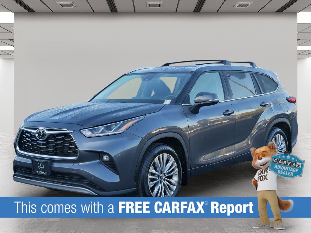 Used 2023 Toyota Highlander Platinum AWD/4WD image 2