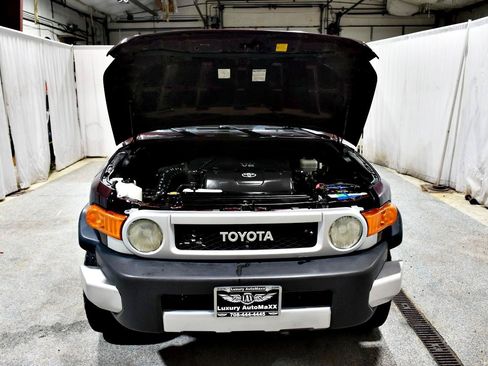 Used 2007 Toyota FJ Cruiser 2WD image 28