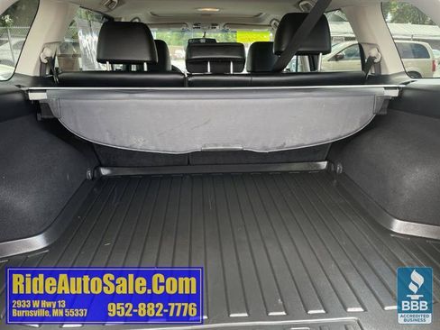 Used 2012 Subaru Outback 2.5i Limited AWD/4WD image 29