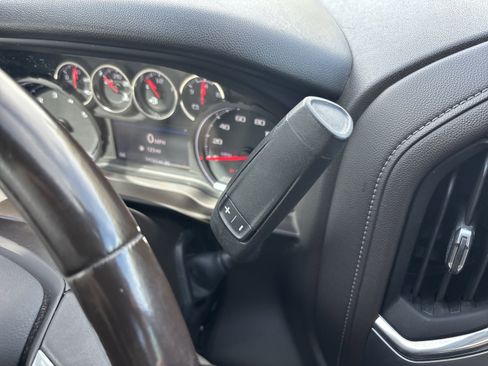 Used 2022 Chevrolet Silverado 3500 LT w/ Convenience Package image 22