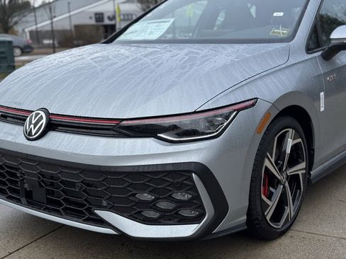 New 2026 Volkswagen GTI SE image 5