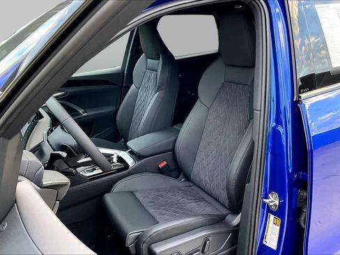 New 2026 Audi SQ5 Premium Plus AWD/4WD image 9