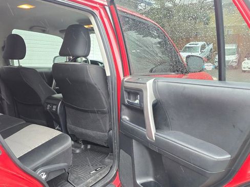 Used 2020 Toyota 4Runner SR5 image 14