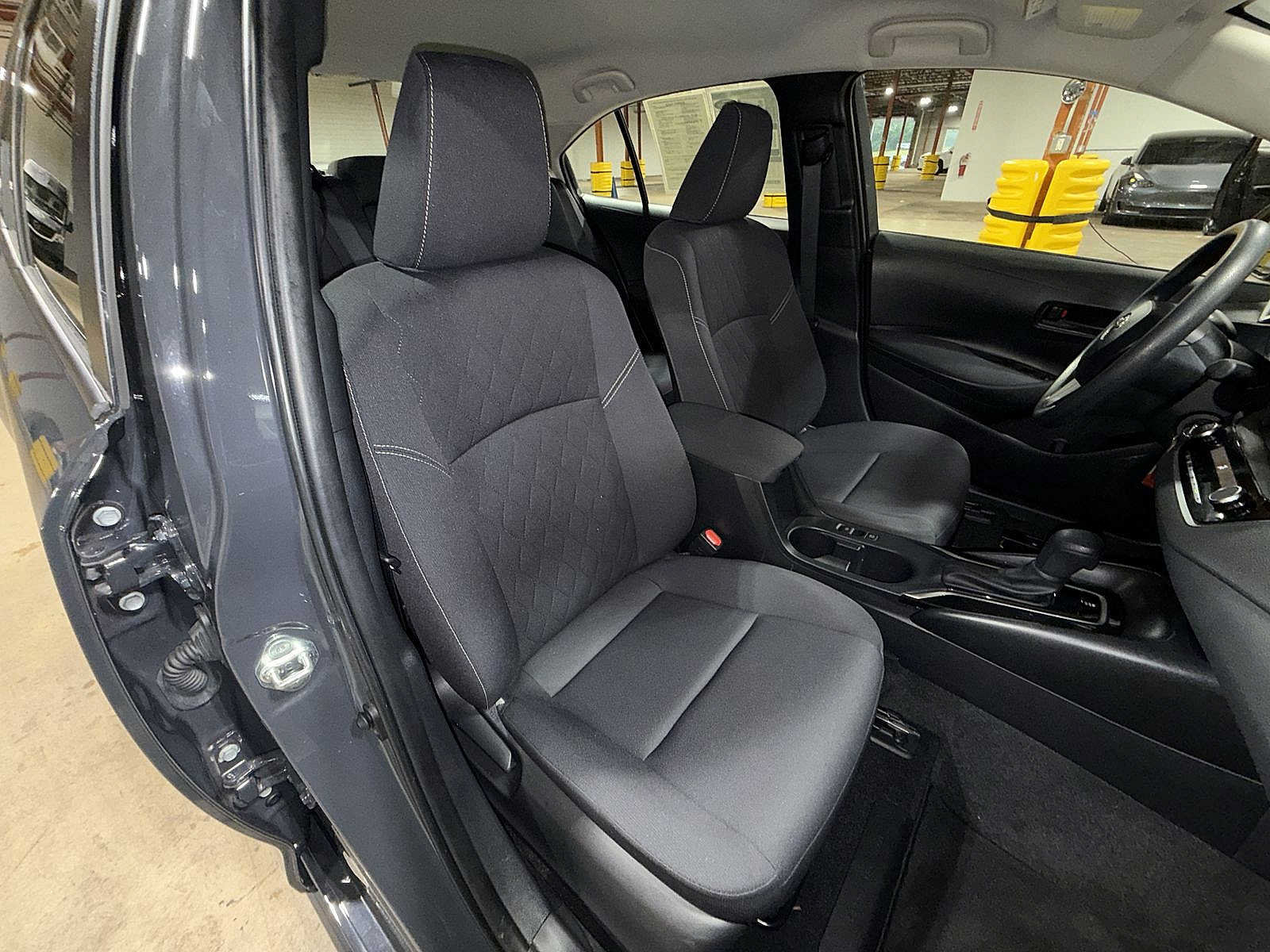 Used 2023 Toyota Corolla LE w/ Carpet Mat Package (TMS) FWD image 16