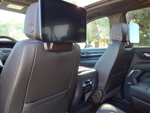 Certified 2021 GMC Yukon XL Denali w/ Denali Premium Package image 22