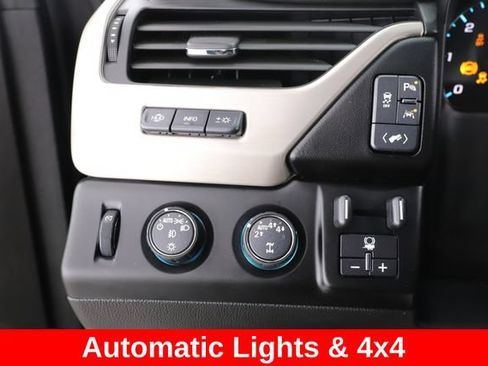 Used 2018 GMC Yukon Denali w/ Open Road Package AWD/4WD image 20
