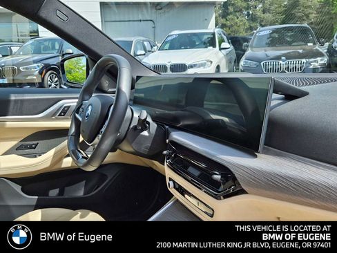 Used 2025 BMW i4 xDrive40i w/ Premium Package AWD/4WD image 12