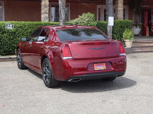 Used 2023 Chrysler 300 Touring L w/ Popular Equipment Group AWD/4WD image 6