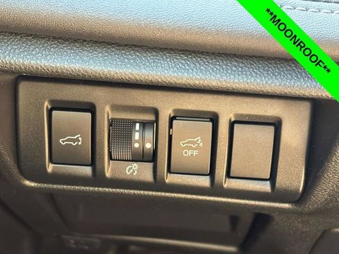 Used 2022 Subaru Outback Touring AWD/4WD image 15