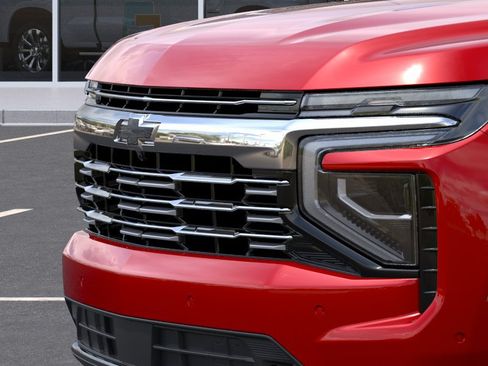 New 2026 Chevrolet Suburban Premier w/ Sun And Tow Package AWD/4WD image 13