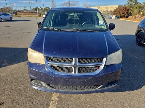 Used 2013 Dodge Grand Caravan American Value Package FWD image 1